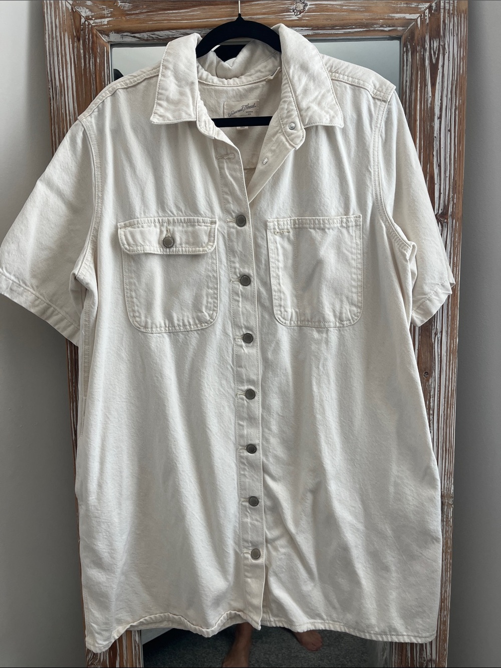 Universal Thread Casual Short-Sleeve Button-Front Shirt Denim Dress in Off-White
